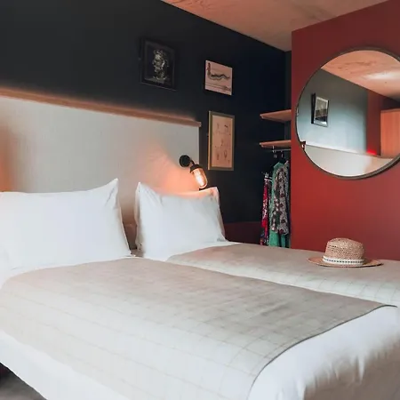 Greet La Rochelle Centre Hotel 3*