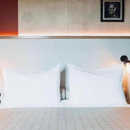 Ibis Styles Centre Gare Hotell 3*