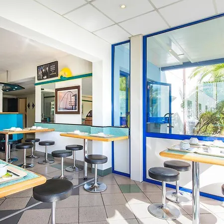 Ibis Styles Centre Gare لا روشيل