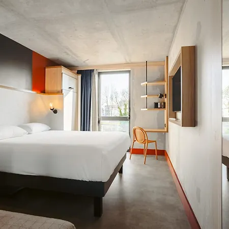 Hotel Ibis Styles Centre Gare La Rochelle (Charente-Maritime)