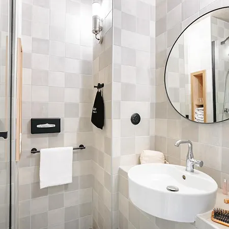 Ibis Styles Centre Gare Hotel 3*