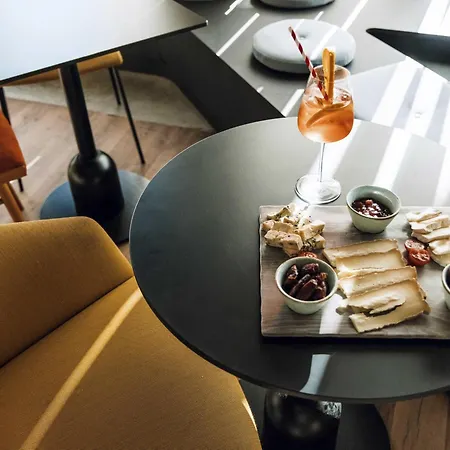 Ibis Styles Centre Gare Hotel 3*